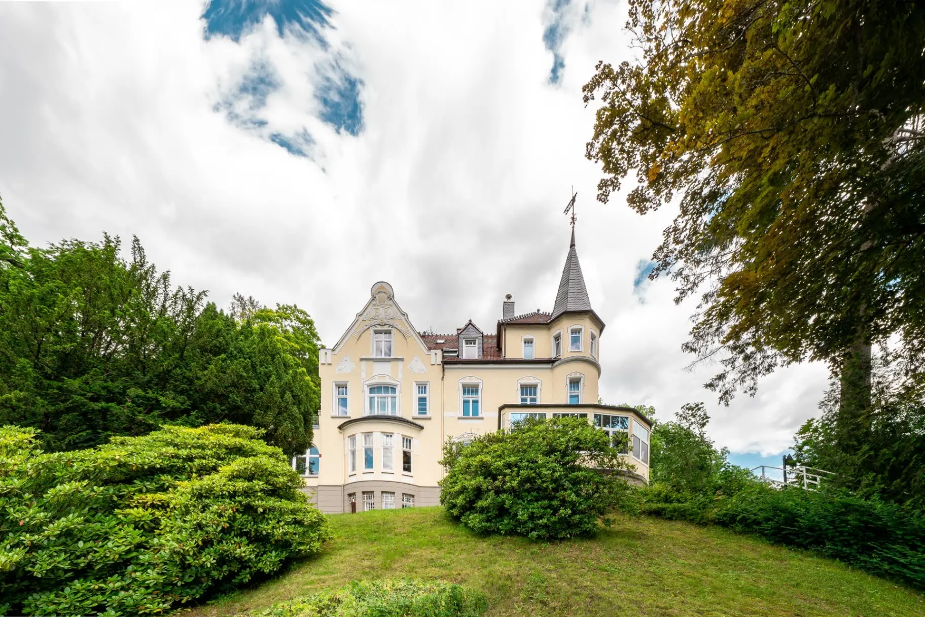 OBS Schloss Gebäude
